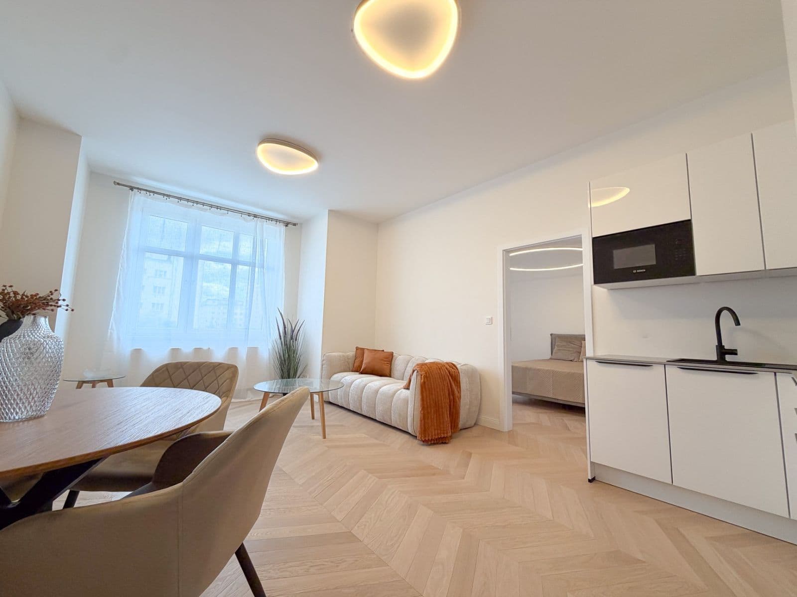 Predaj bytu 2-izbový 54 m², Jeseniova, Praha, Praha Predaj bytu 2-izbový 54 m², Jeseniova, Praha, Praha