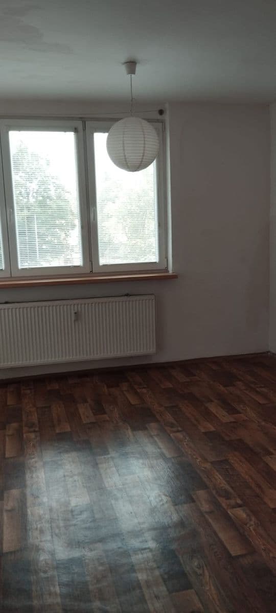 Prenájom bytu 2-izbový 60 m², Gen. Píky, Ostrava, Moravskoslezský kraj Prenájom bytu 2-izbový 60 m², Gen. Píky, Ostrava, Moravskoslezský kraj