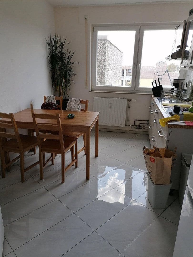 Predaj bytu 3-izbový 95 m², Stuttgart - Möhringen, Bádensko-Wurttembersko Predaj bytu 3-izbový 95 m², Stuttgart - Möhringen, Bádensko-Wurttembersko