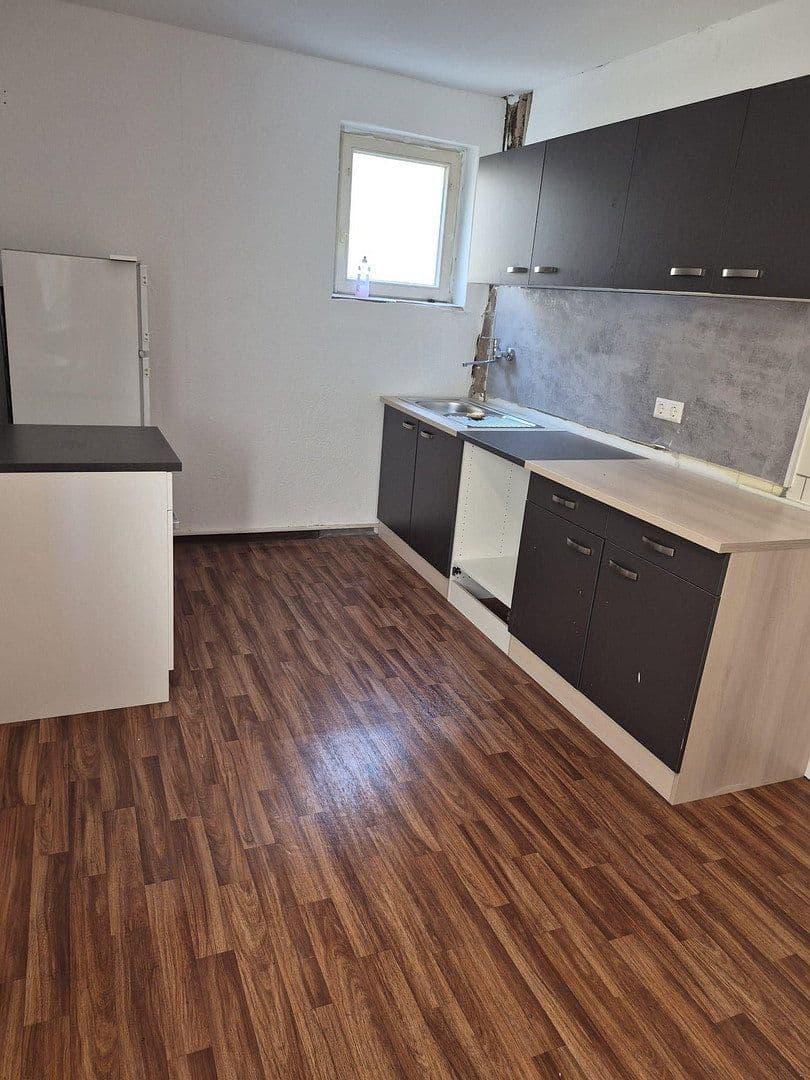 Prenájom bytu 3-izbový 15 m², Gartenstrasse, Heilbronn, Bádensko-Wurttembersko Prenájom bytu 3-izbový 15 m², Gartenstrasse, Heilbronn, Bádensko-Wurttembersko