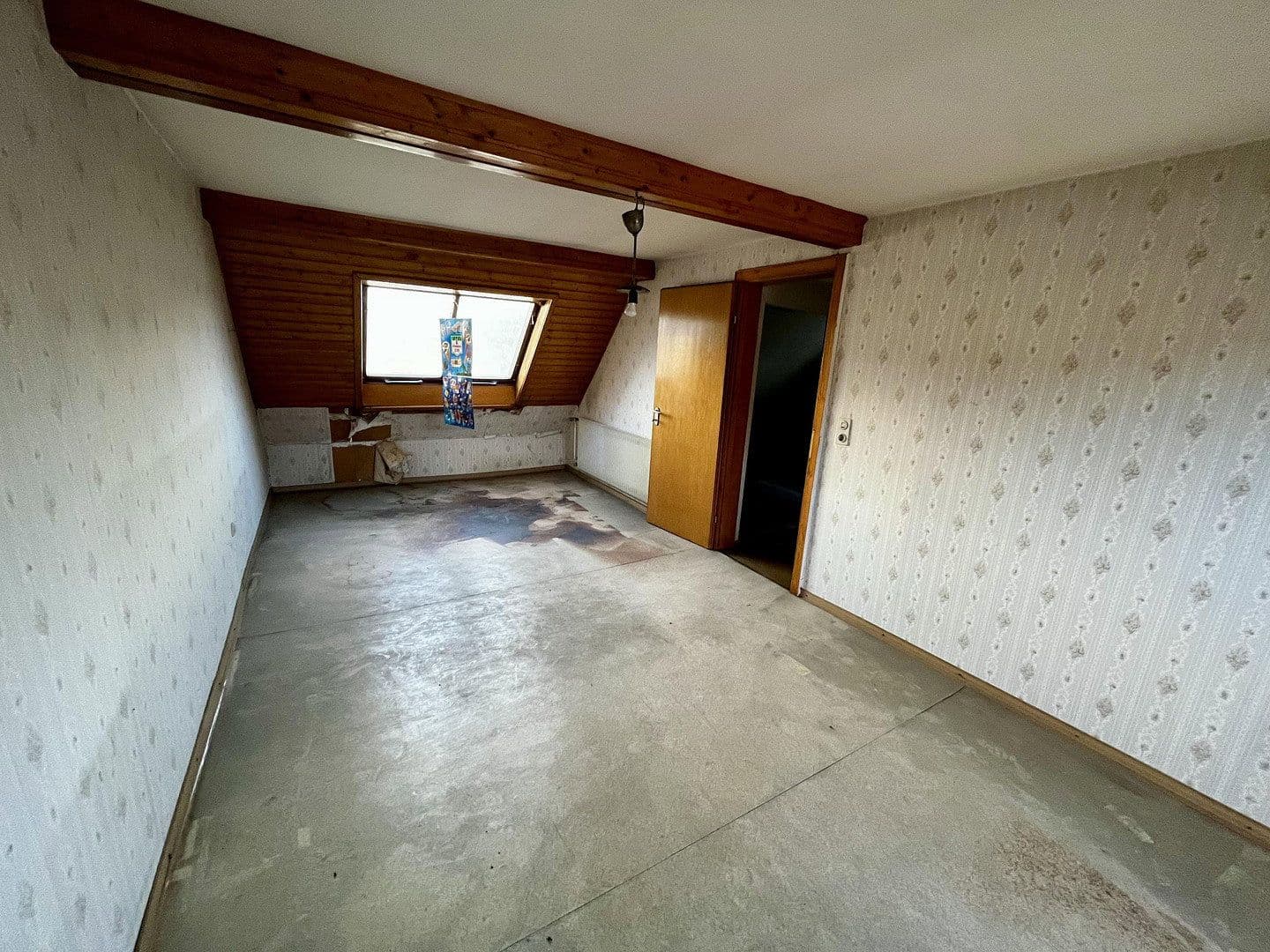 Predaj domu 190 m², pozemek 165 m², Alsenz, Porýnie-Falcko Predaj domu 190 m², pozemek 165 m², Alsenz, Porýnie-Falcko