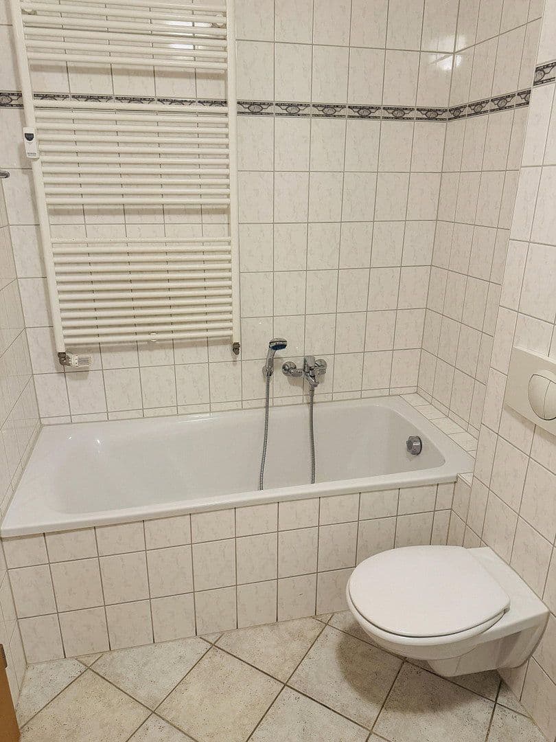 Prenájom bytu 2-izbový 72 m², Neuenhagen bei Berlin, Brandenbursko Prenájom bytu 2-izbový 72 m², Neuenhagen bei Berlin, Brandenbursko