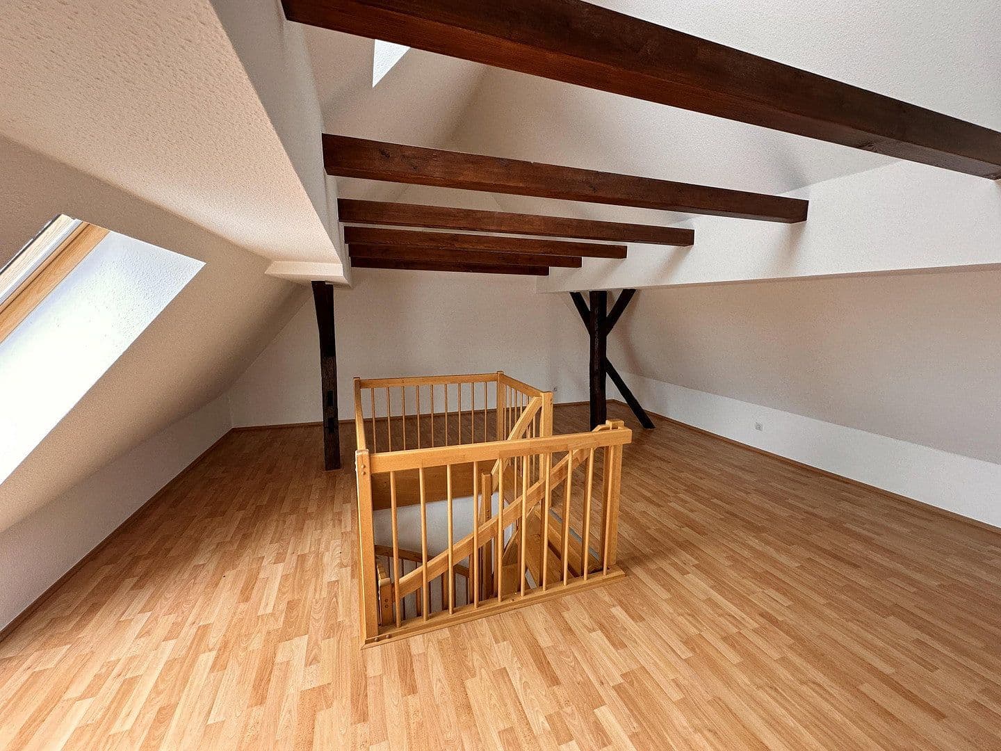 Prenájom bytu 2-izbový 94 m², Am Zehnt 9, Sinsheim, Bádensko-Wurttembersko Prenájom bytu 2-izbový 94 m², Am Zehnt 9, Sinsheim, Bádensko-Wurttembersko