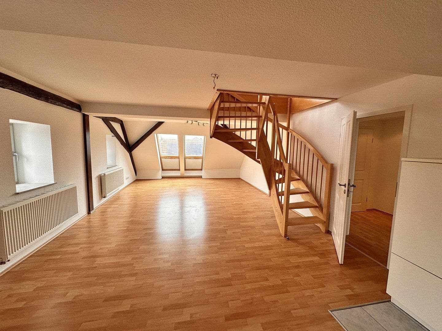 Prenájom bytu 2-izbový 94 m², Am Zehnt 9, Sinsheim, Bádensko-Wurttembersko Prenájom bytu 2-izbový 94 m², Am Zehnt 9, Sinsheim, Bádensko-Wurttembersko