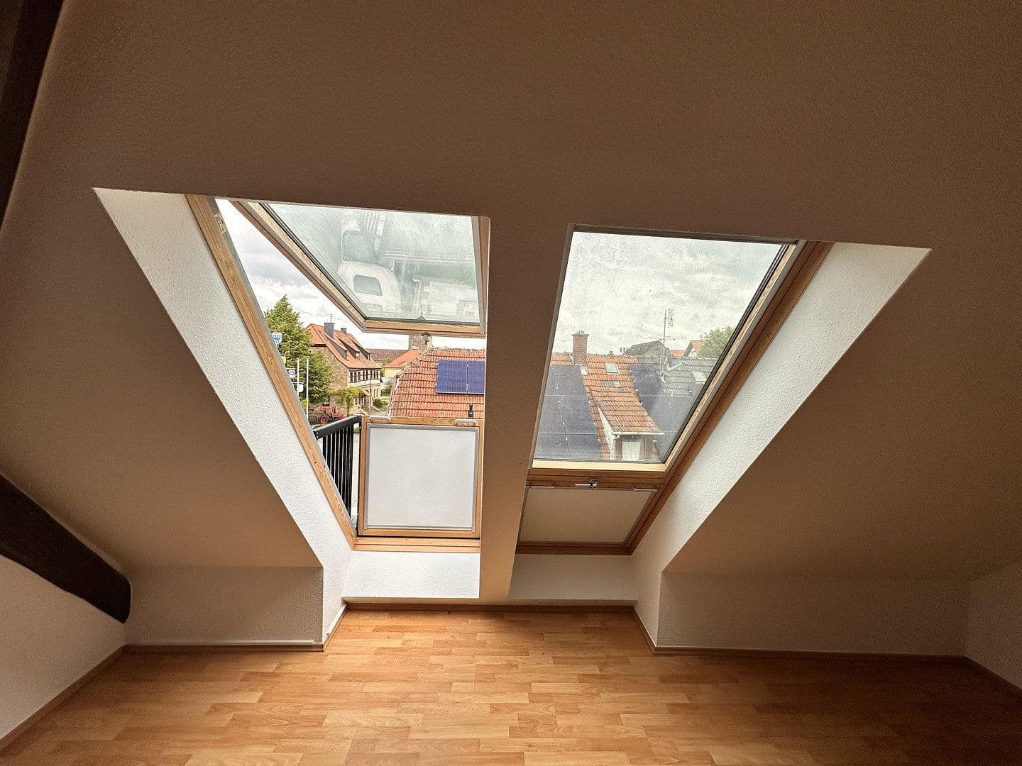 Prenájom bytu 2-izbový 94 m², Am Zehnt 9, Sinsheim, Bádensko-Wurttembersko Prenájom bytu 2-izbový 94 m², Am Zehnt 9, Sinsheim, Bádensko-Wurttembersko