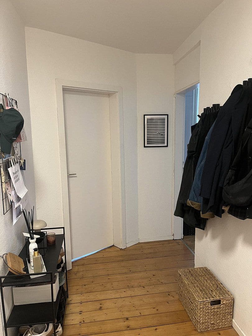 Prenájom bytu 3-izbový 90 m², Weberstr.41, Bonn, Severné Porýnie - Westfálsko Prenájom bytu 3-izbový 90 m², Weberstr.41, Bonn, Severné Porýnie - Westfálsko