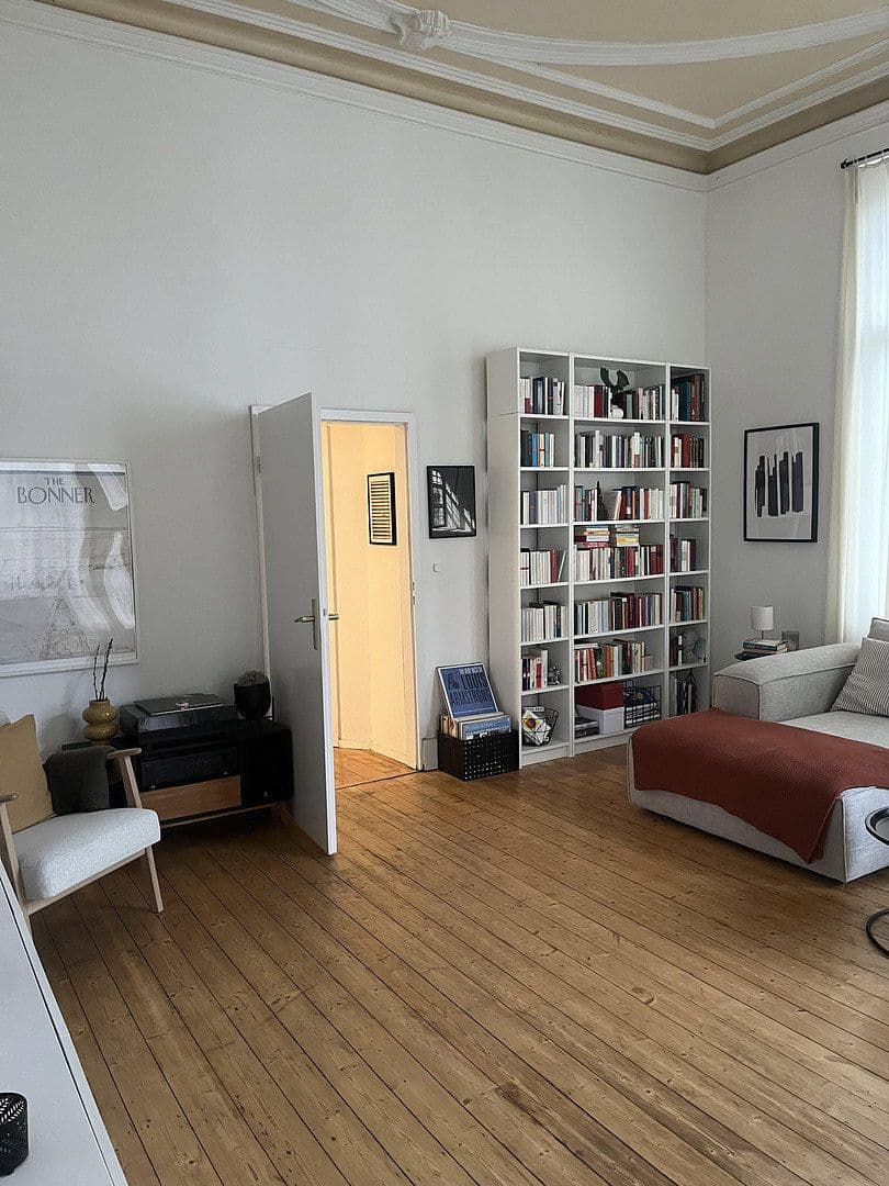 Prenájom bytu 3-izbový 90 m², Weberstr.41, Bonn, Severné Porýnie - Westfálsko Prenájom bytu 3-izbový 90 m², Weberstr.41, Bonn, Severné Porýnie - Westfálsko
