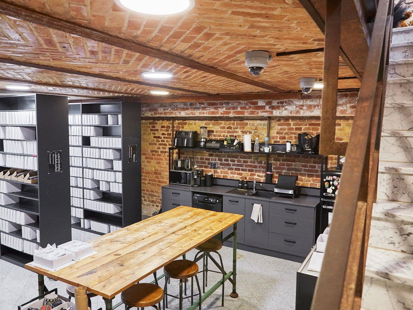 Prenájom kancelárie 200 m², Böckhstr. 26, Berlin, Berlín Prenájom kancelárie 200 m², Böckhstr. 26, Berlin, Berlín