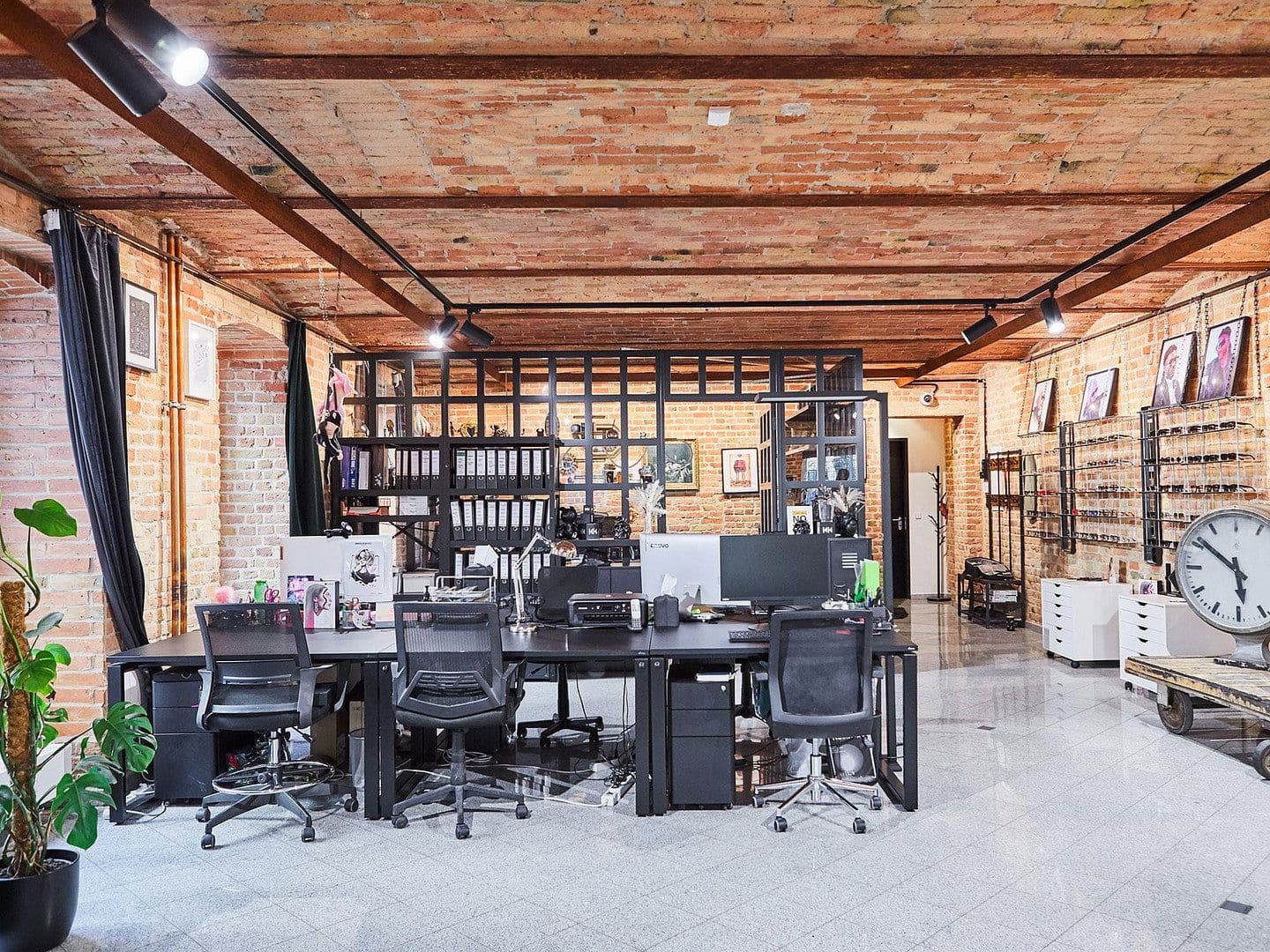 Prenájom kancelárie 200 m², Böckhstr. 26, Berlin, Berlín Prenájom kancelárie 200 m², Böckhstr. 26, Berlin, Berlín