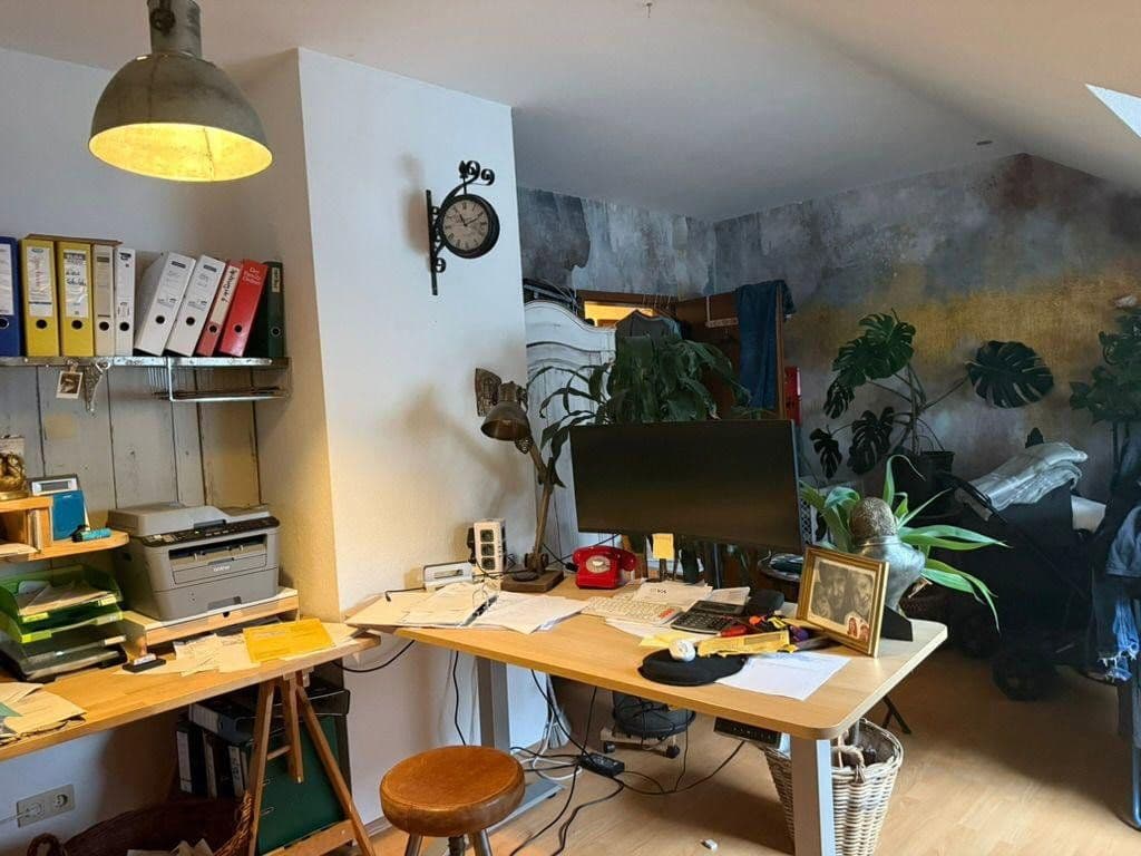 Prenájom bytu 4-izbový 150 m², Spitzwegstraße 6, Alzenau, Bavorsko Prenájom bytu 4-izbový 150 m², Spitzwegstraße 6, Alzenau, Bavorsko