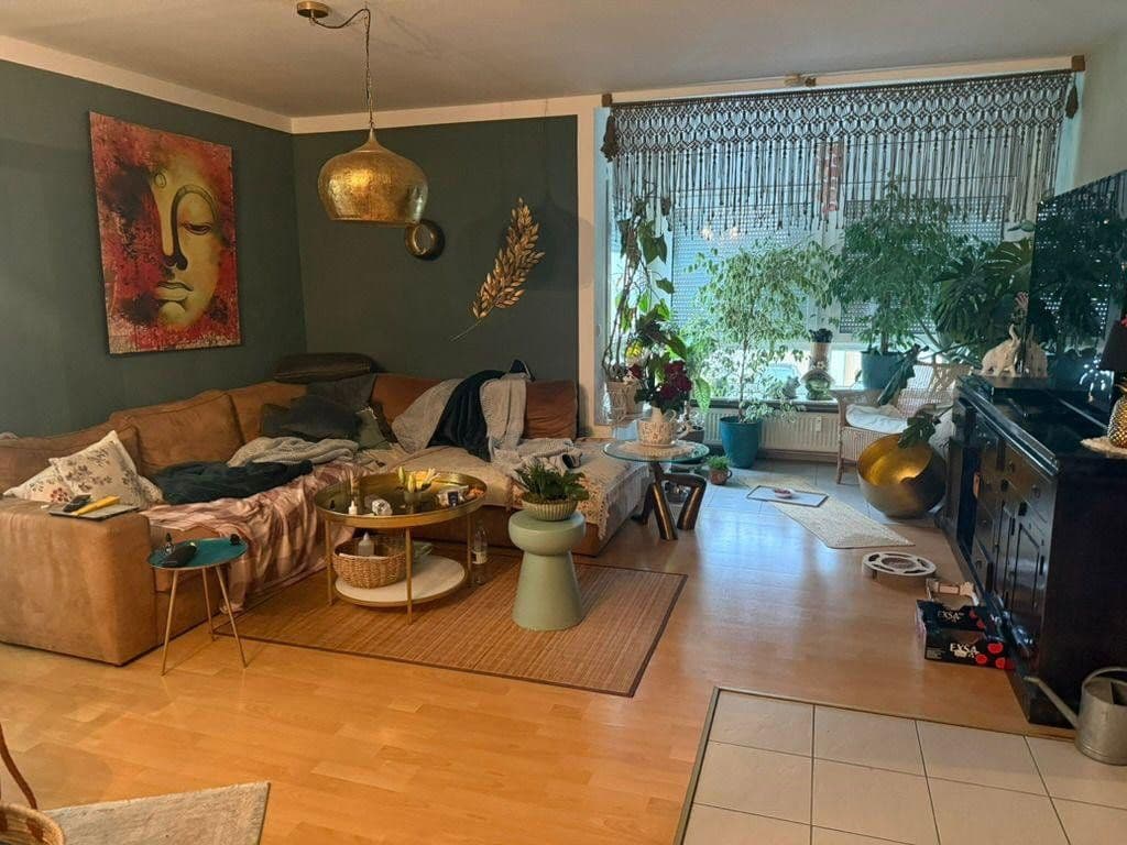 Prenájom bytu 4-izbový 150 m², Spitzwegstraße 6, Alzenau, Bavorsko Prenájom bytu 4-izbový 150 m², Spitzwegstraße 6, Alzenau, Bavorsko
