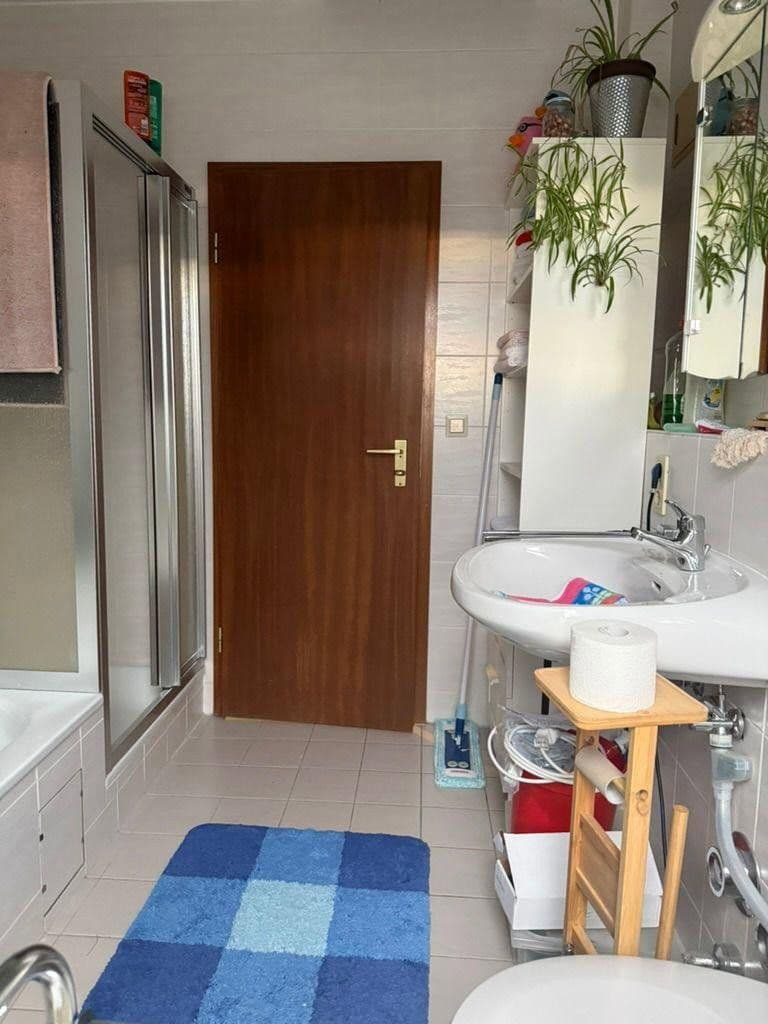 Prenájom bytu 4-izbový 150 m², Spitzwegstraße 6, Alzenau, Bavorsko Prenájom bytu 4-izbový 150 m², Spitzwegstraße 6, Alzenau, Bavorsko