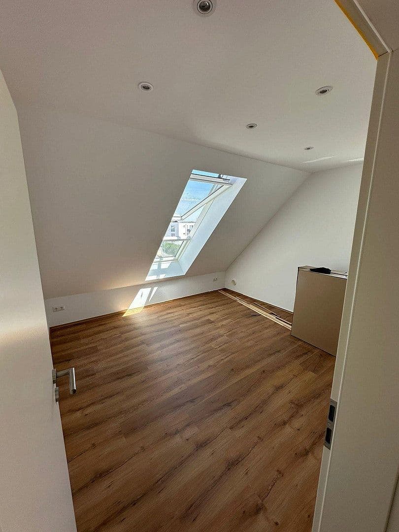 Prenájom bytu 3-izbový 45 m², Geleitstraße 30, Hanau, Hesensko Prenájom bytu 3-izbový 45 m², Geleitstraße 30, Hanau, Hesensko