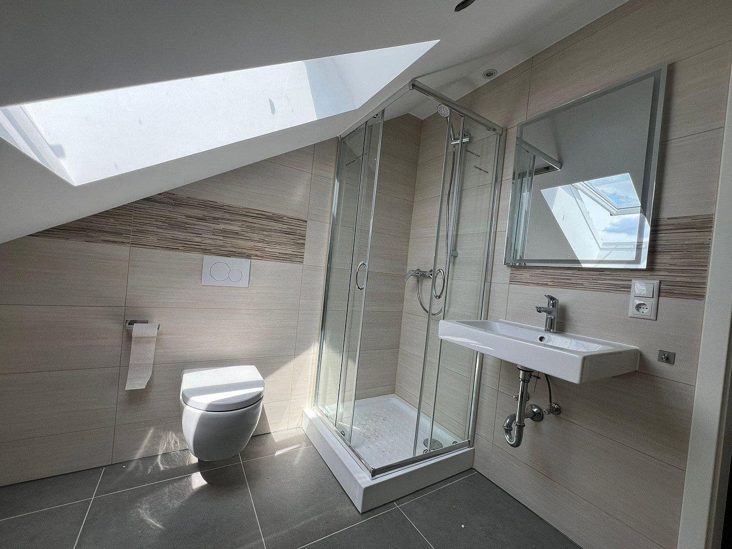 Prenájom bytu 3-izbový 45 m², Geleitstraße 30, Hanau, Hesensko Prenájom bytu 3-izbový 45 m², Geleitstraße 30, Hanau, Hesensko