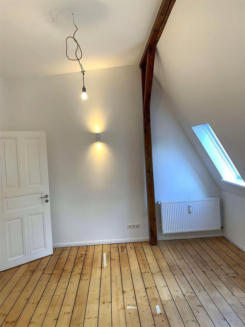 Prenájom bytu 4-izbový 80 m², Walddörferstrasse 276, Hamburg, Hamburg Prenájom bytu 4-izbový 80 m², Walddörferstrasse 276, Hamburg, Hamburg