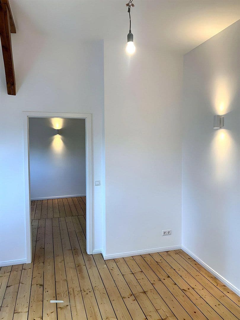 Prenájom bytu 4-izbový 80 m², Walddörferstrasse 276, Hamburg, Hamburg Prenájom bytu 4-izbový 80 m², Walddörferstrasse 276, Hamburg, Hamburg