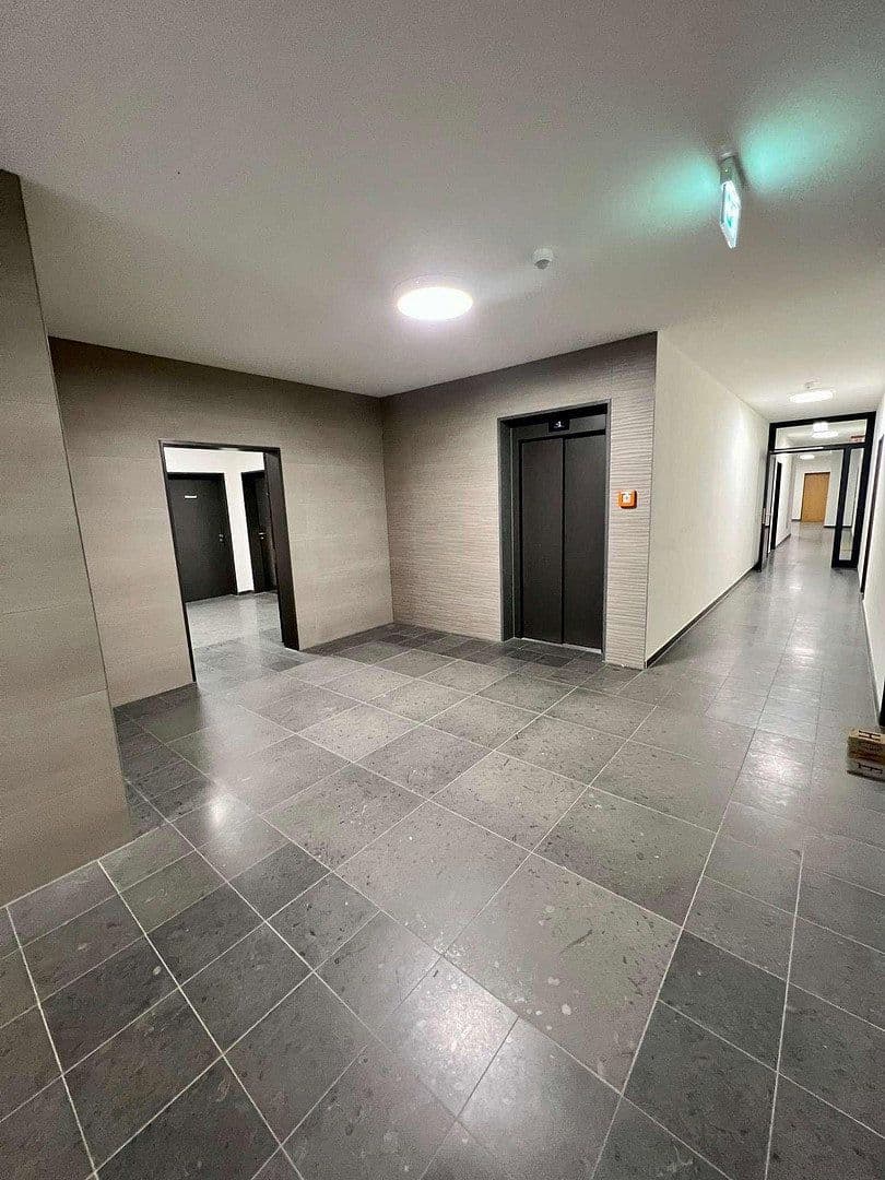Prenájom bytu 4-izbový 105 m², Sonninstr 17, Hamburg, Hamburg Prenájom bytu 4-izbový 105 m², Sonninstr 17, Hamburg, Hamburg