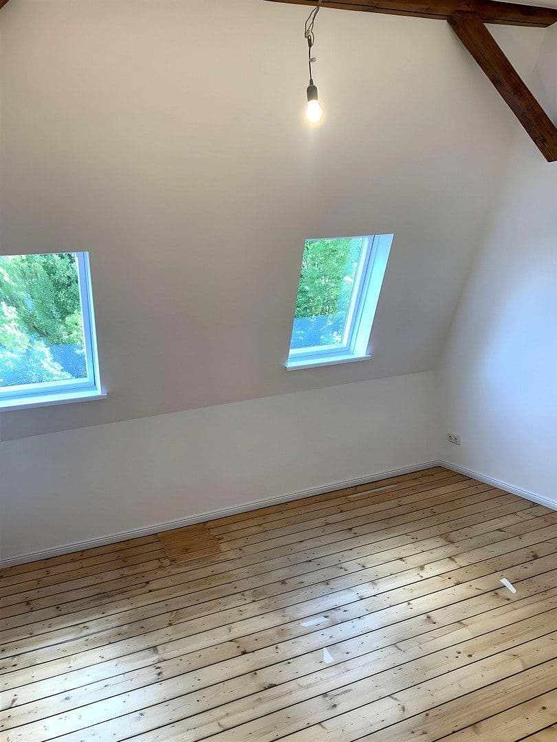 Prenájom bytu 4-izbový 80 m², Walddörferstrasse 276, Hamburg, Hamburg Prenájom bytu 4-izbový 80 m², Walddörferstrasse 276, Hamburg, Hamburg
