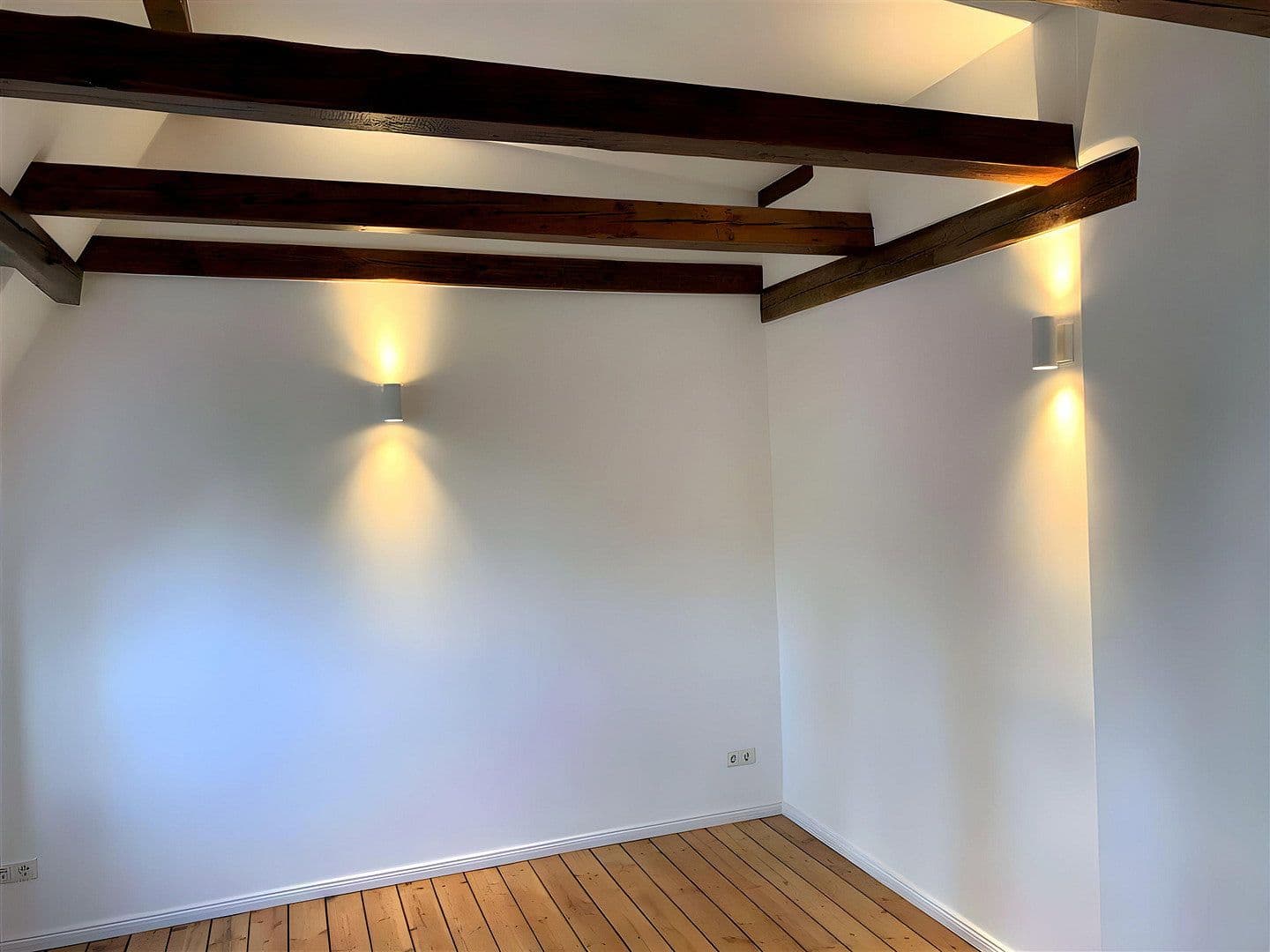 Prenájom bytu 4-izbový 80 m², Walddörferstrasse 276, Hamburg, Hamburg Prenájom bytu 4-izbový 80 m², Walddörferstrasse 276, Hamburg, Hamburg