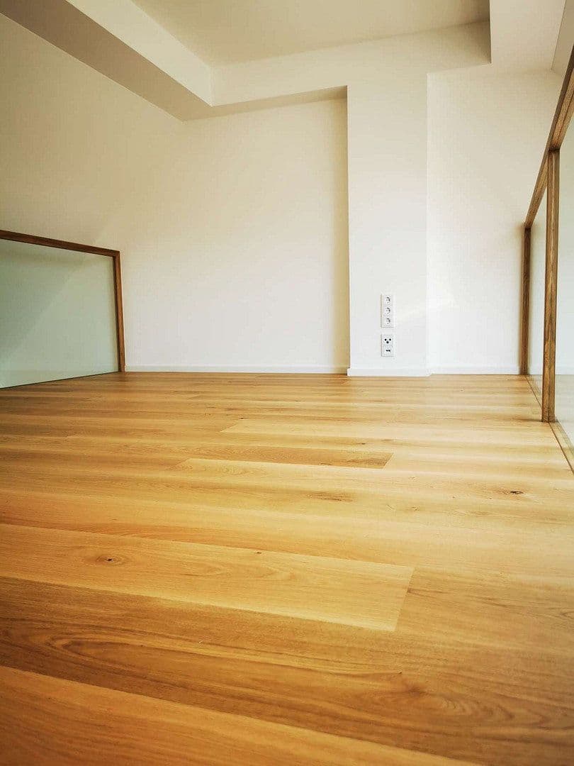 Prenájom bytu 3-izbový 93 m², Verdistr. 105e, München, Bavorsko Prenájom bytu 3-izbový 93 m², Verdistr. 105e, München, Bavorsko