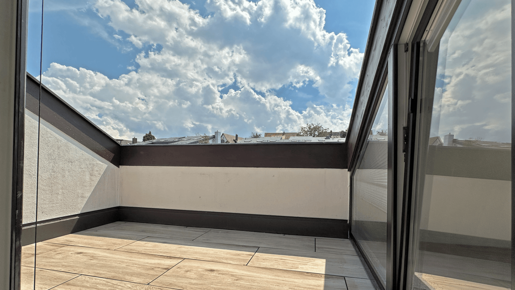 Prenájom bytu 3-izbový 74 m², STUTTGART, Bádensko-Wurttembersko Prenájom bytu 3-izbový 74 m², STUTTGART, Bádensko-Wurttembersko