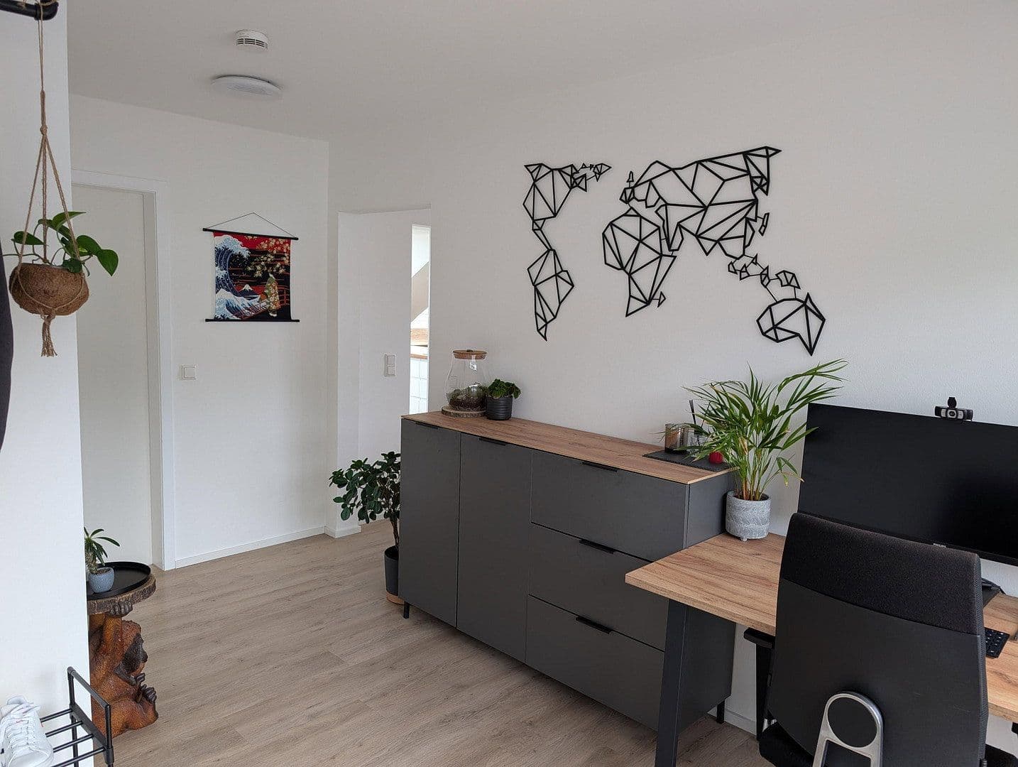 Prenájom bytu 3-izbový 74 m², STUTTGART, Bádensko-Wurttembersko Prenájom bytu 3-izbový 74 m², STUTTGART, Bádensko-Wurttembersko
