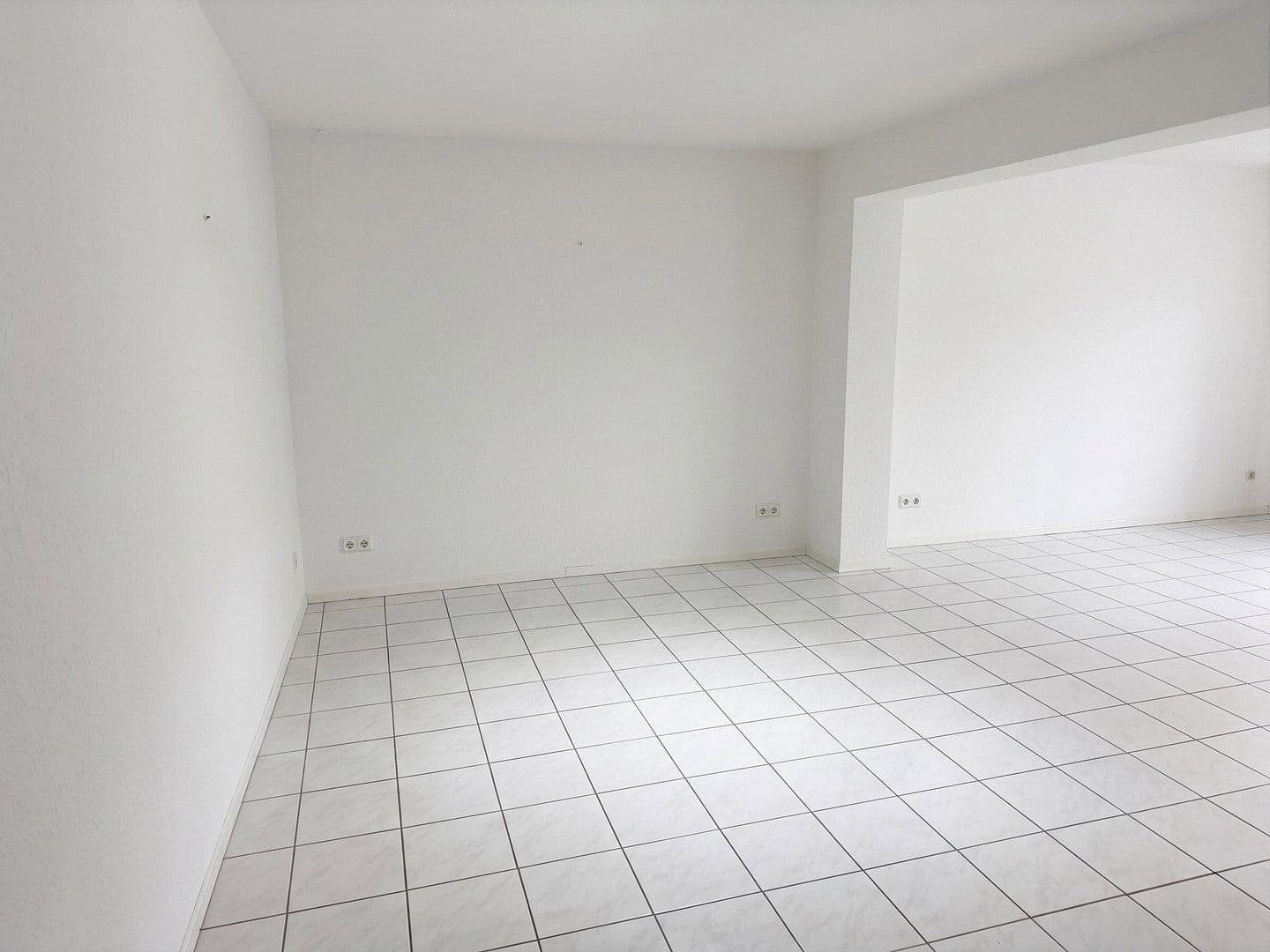 Prenájom bytu 1-izbový 57 m², Wächtersbach, Hesensko Prenájom bytu 1-izbový 57 m², Wächtersbach, Hesensko