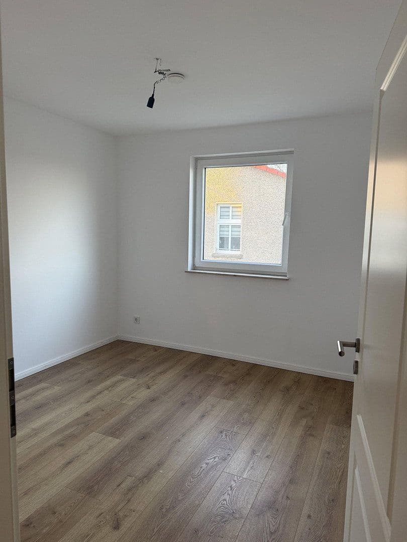 Prenájom bytu 2-izbový 55 m², berlin, Berlín Prenájom bytu 2-izbový 55 m², berlin, Berlín