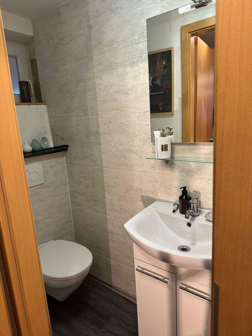 Predaj domu 108 m², pozemek 312 m², Im Reutbusch, Birkenfeld, Bádensko-Wurttembersko Predaj domu 108 m², pozemek 312 m², Im Reutbusch, Birkenfeld, Bádensko-Wurttembersko