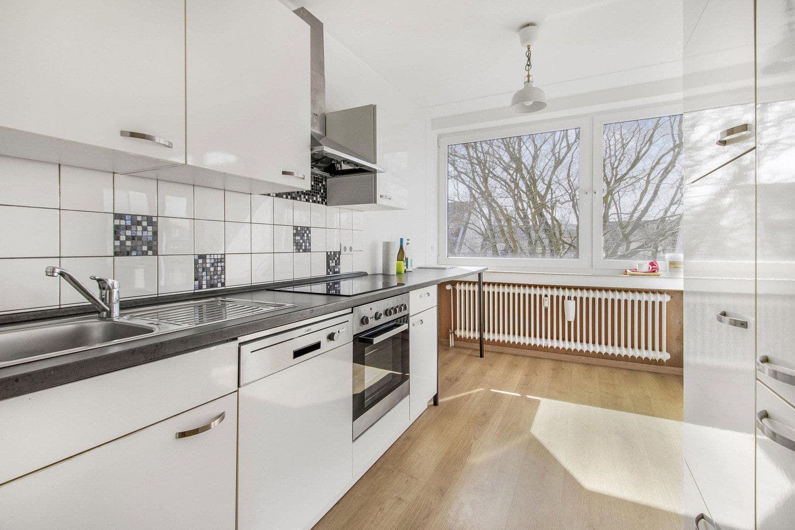 Prenájom bytu 3-izbový 70 m², Selsinger Straße 20, Bremen, Brémy Prenájom bytu 3-izbový 70 m², Selsinger Straße 20, Bremen, Brémy