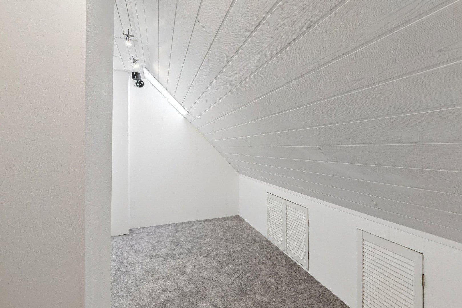 Predaj domu 125 m², pozemek 370 m², Kronberg im Taunus, Hesensko Predaj domu 125 m², pozemek 370 m², Kronberg im Taunus, Hesensko