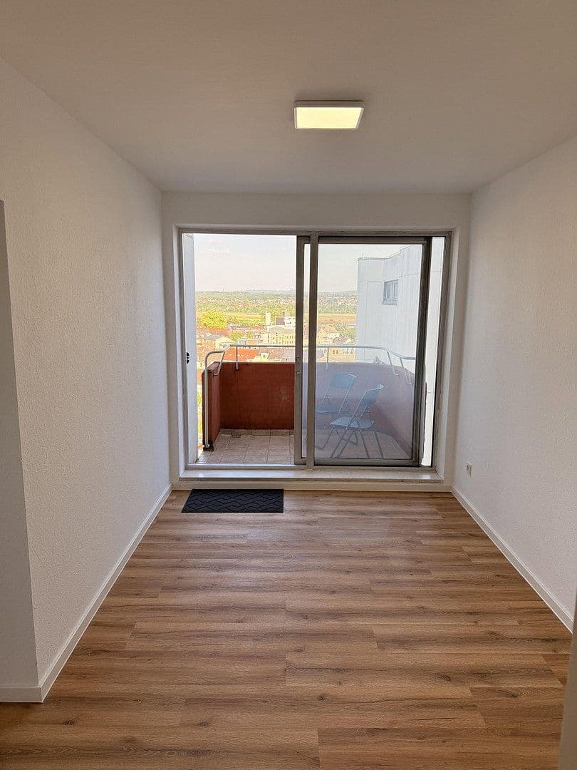 Prenájom bytu 3-izbový 68 m², Kaiser-Friedrich-Ring 32, Saarlouis, Sársko Prenájom bytu 3-izbový 68 m², Kaiser-Friedrich-Ring 32, Saarlouis, Sársko