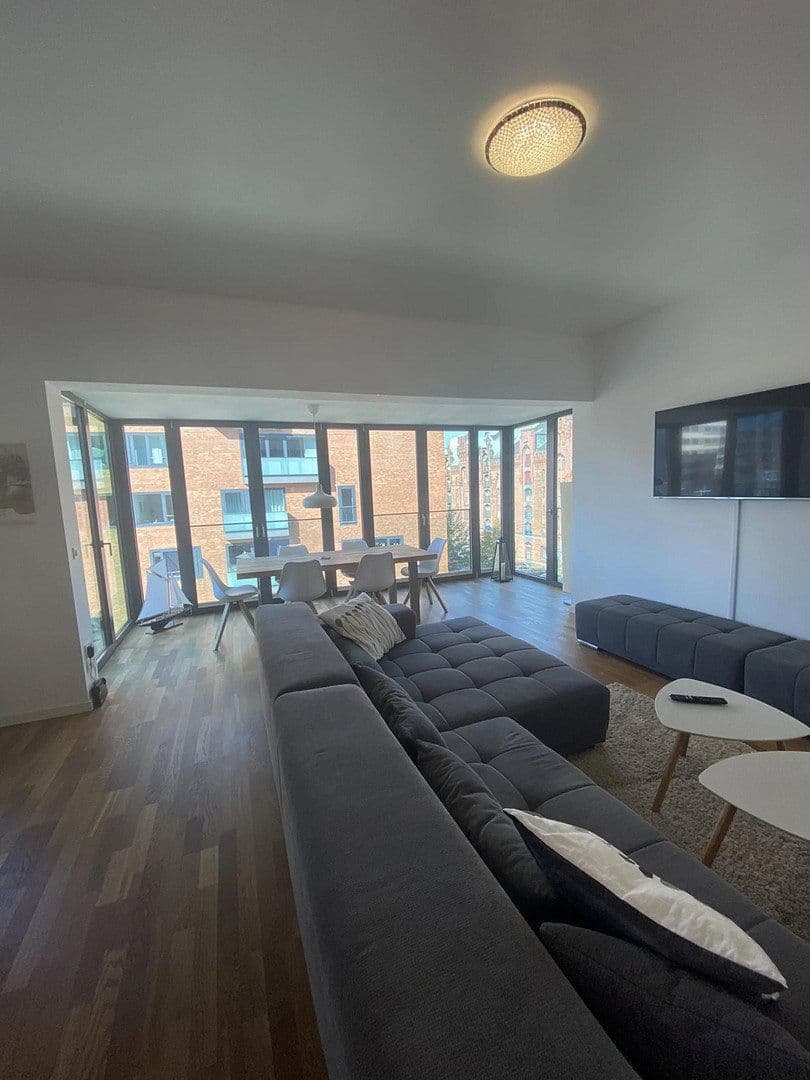 Prenájom bytu 2-izbový 70 m², Hamburg, Hamburg Prenájom bytu 2-izbový 70 m², Hamburg, Hamburg