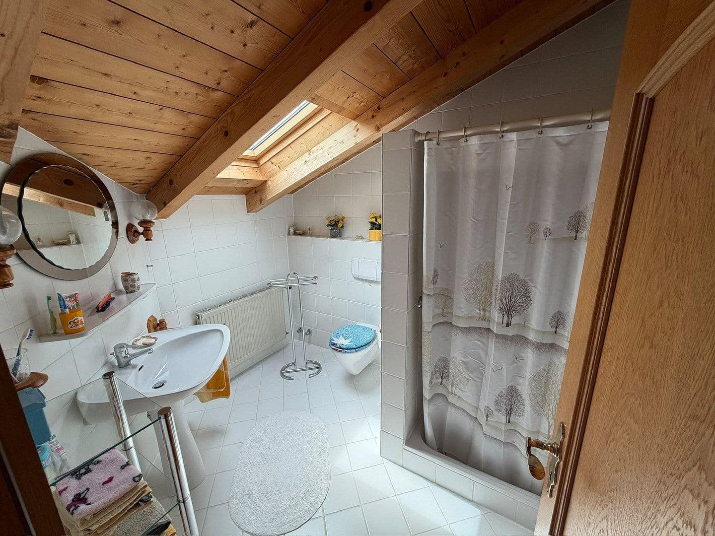 Predaj domu 140 m², pozemek 544 m², Hadergasse 16a, Unterwössen, Bavorsko Predaj domu 140 m², pozemek 544 m², Hadergasse 16a, Unterwössen, Bavorsko