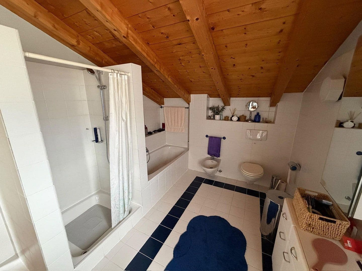 Predaj domu 140 m², pozemek 544 m², Hadergasse 16a, Unterwössen, Bavorsko Predaj domu 140 m², pozemek 544 m², Hadergasse 16a, Unterwössen, Bavorsko