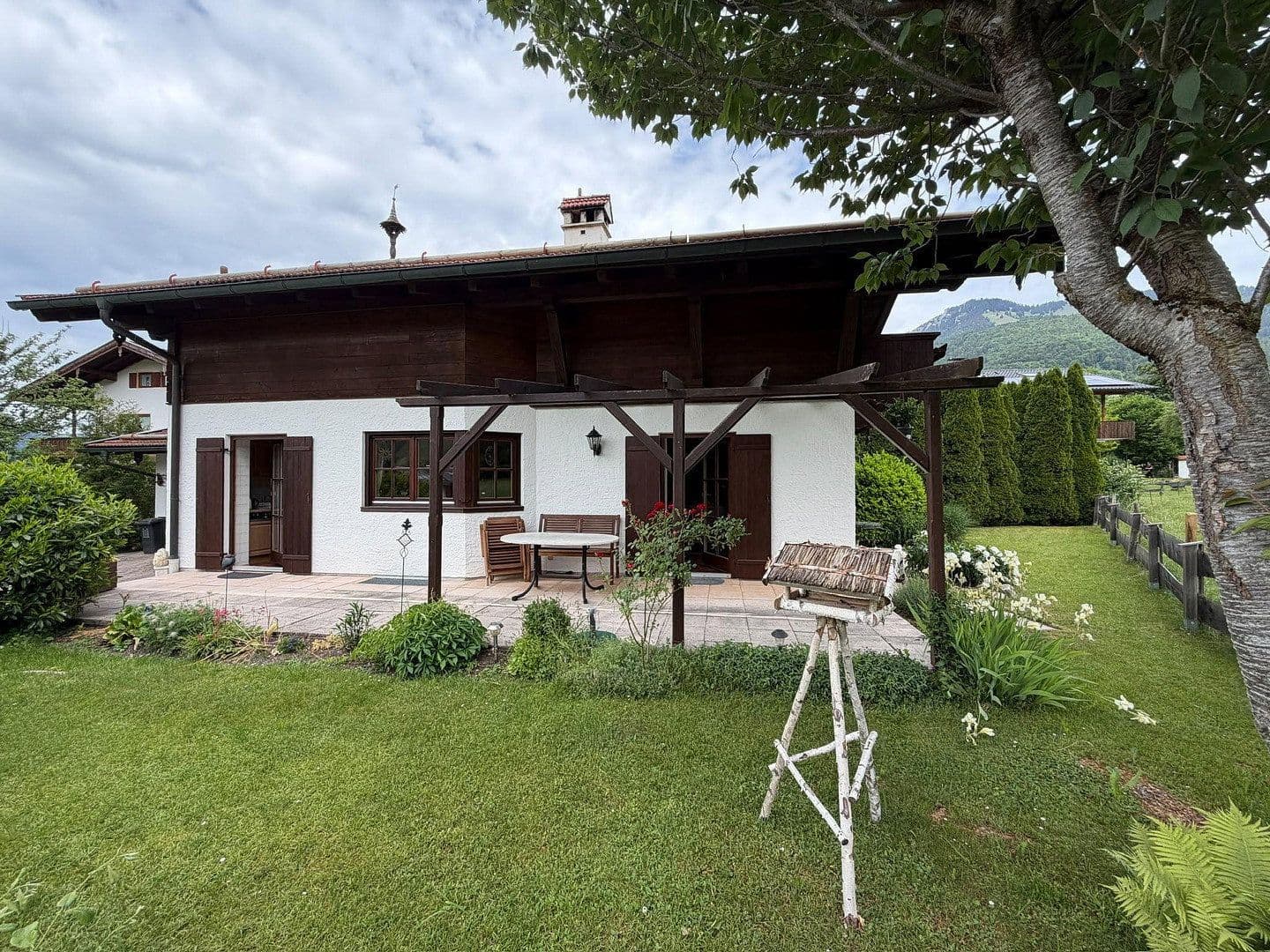 Predaj domu 140 m², pozemek 544 m², Hadergasse 16a, Unterwössen, Bavorsko Predaj domu 140 m², pozemek 544 m², Hadergasse 16a, Unterwössen, Bavorsko