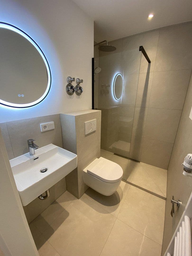 Predaj bytu 3-izbový 62 m², Wehrstaudenstrasse 1, Karlsfeld-Allach-Untermenzing, Bavorsko Predaj bytu 3-izbový 62 m², Wehrstaudenstrasse 1, Karlsfeld-Allach-Untermenzing, Bavorsko