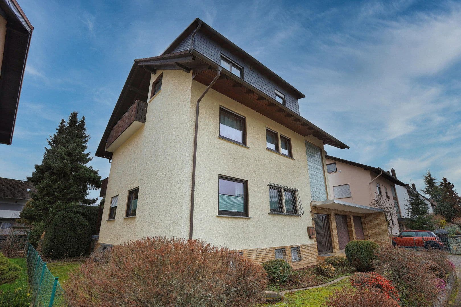 Predaj domu 190 m², pozemek 680 m², Bonhoefferstr.12, Bruchköbel, Hesensko Predaj domu 190 m², pozemek 680 m², Bonhoefferstr.12, Bruchköbel, Hesensko