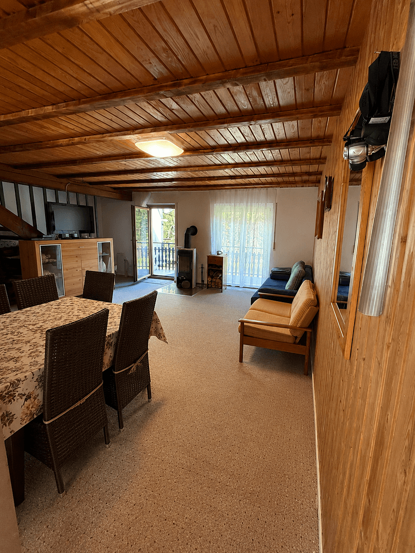 Predaj domu 70 m², pozemek 184 m², Seewald, Bádensko-Wurttembersko Predaj domu 70 m², pozemek 184 m², Seewald, Bádensko-Wurttembersko