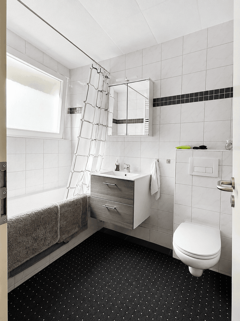Predaj domu 70 m², pozemek 184 m², Seewald, Bádensko-Wurttembersko Predaj domu 70 m², pozemek 184 m², Seewald, Bádensko-Wurttembersko