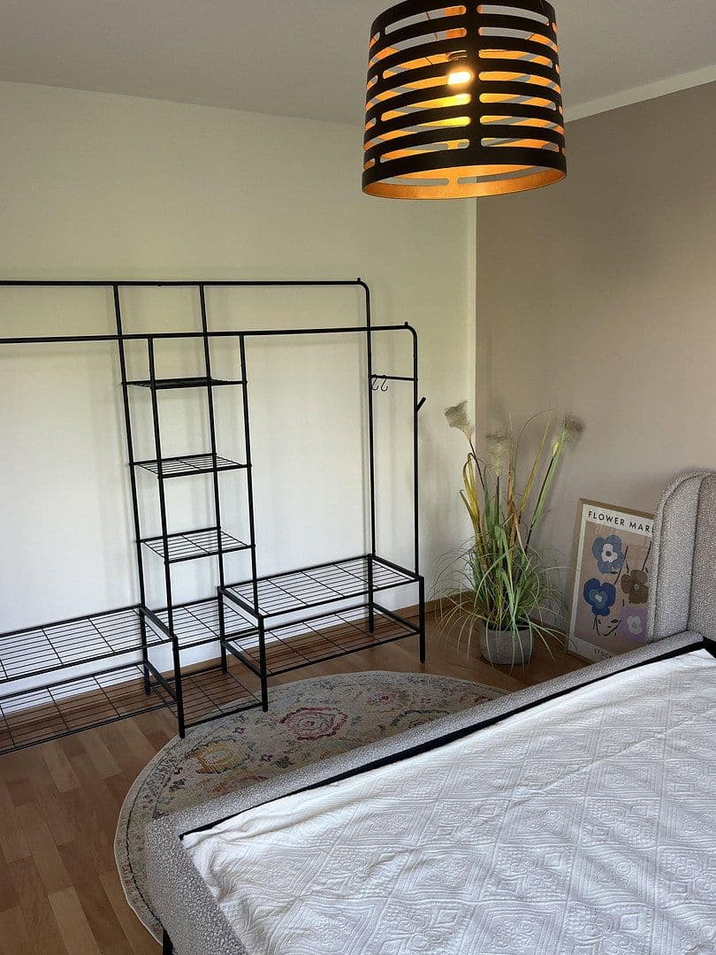 Prenájom bytu 2-izbový 56 m², Schnorrstraße 12, Leipzig, Sasko Prenájom bytu 2-izbový 56 m², Schnorrstraße 12, Leipzig, Sasko
