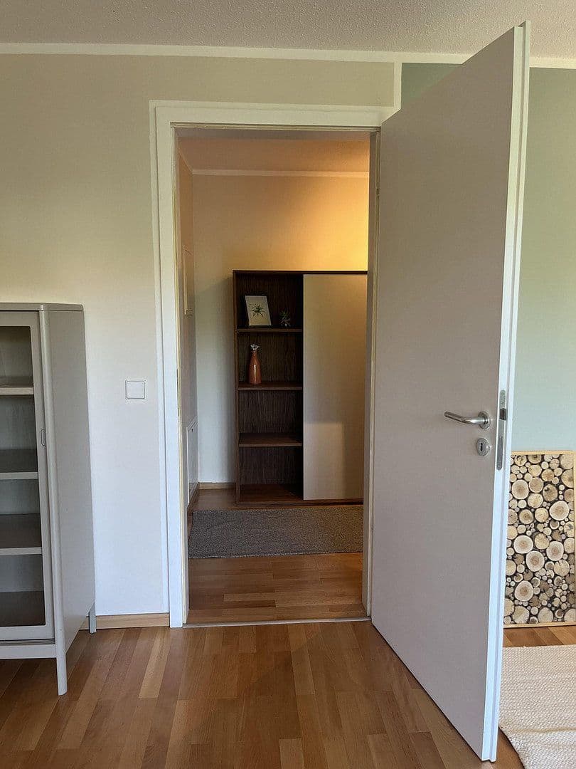 Prenájom bytu 2-izbový 56 m², Schnorrstraße 12, Leipzig, Sasko Prenájom bytu 2-izbový 56 m², Schnorrstraße 12, Leipzig, Sasko