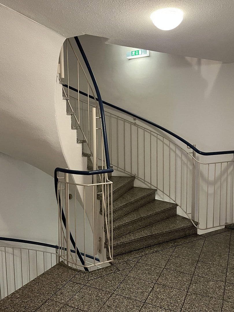 Prenájom bytu 2-izbový 56 m², Schnorrstraße 12, Leipzig, Sasko Prenájom bytu 2-izbový 56 m², Schnorrstraße 12, Leipzig, Sasko