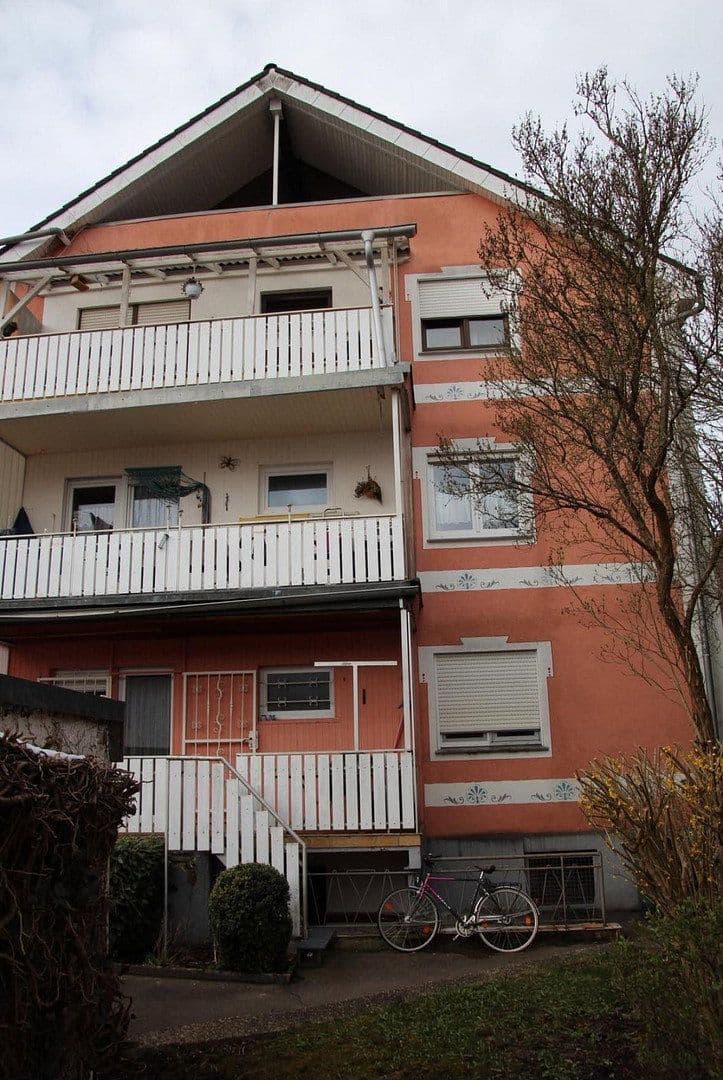Prenájom bytu 3-izbový 109 m², Hans-Sachs-Straße 5, Villingen-Schwenningen, Bádensko-Wurttembersko Prenájom bytu 3-izbový 109 m², Hans-Sachs-Straße 5, Villingen-Schwenningen, Bádensko-Wurttembersko