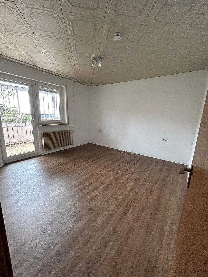 Prenájom bytu 3-izbový 109 m², Hans-Sachs-Straße 5, Villingen-Schwenningen, Bádensko-Wurttembersko Prenájom bytu 3-izbový 109 m², Hans-Sachs-Straße 5, Villingen-Schwenningen, Bádensko-Wurttembersko