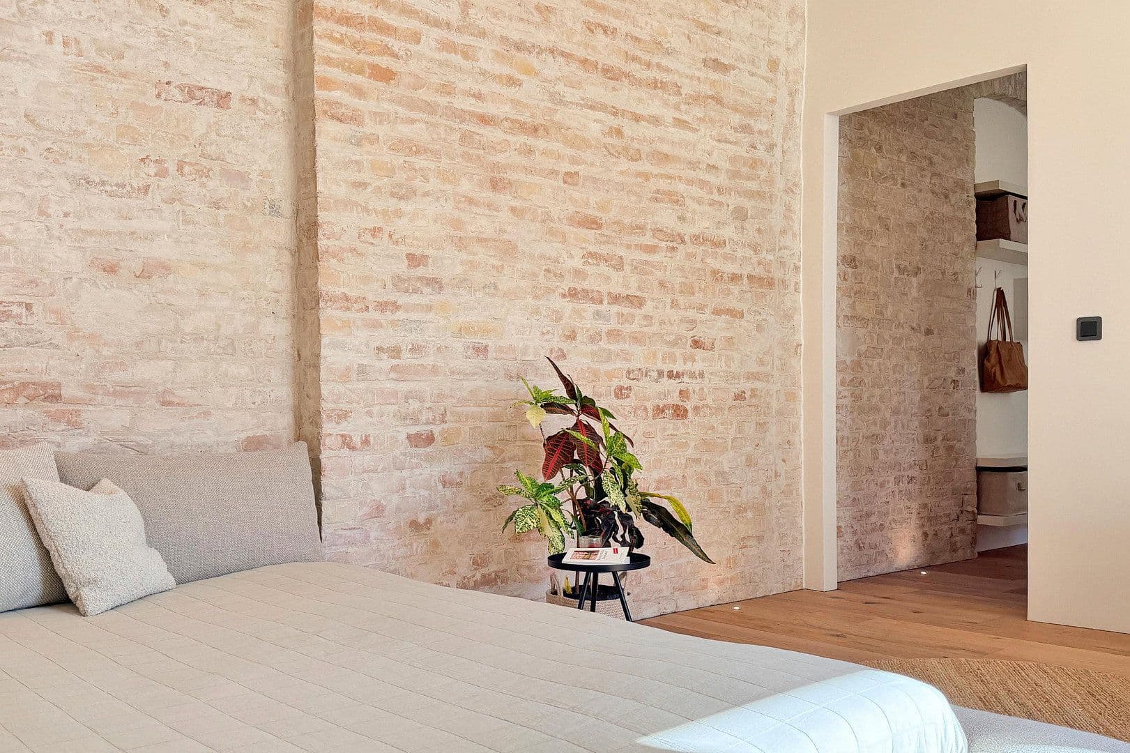 Predaj bytu 1-izbový 43 m², Berlin, Berlín Predaj bytu 1-izbový 43 m², Berlin, Berlín