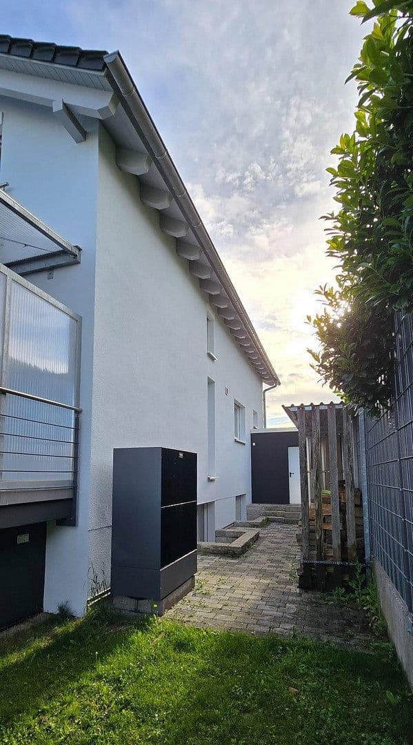Predaj domu 260 m², pozemek 620 m², Dettenheim, Bádensko-Wurttembersko Predaj domu 260 m², pozemek 620 m², Dettenheim, Bádensko-Wurttembersko