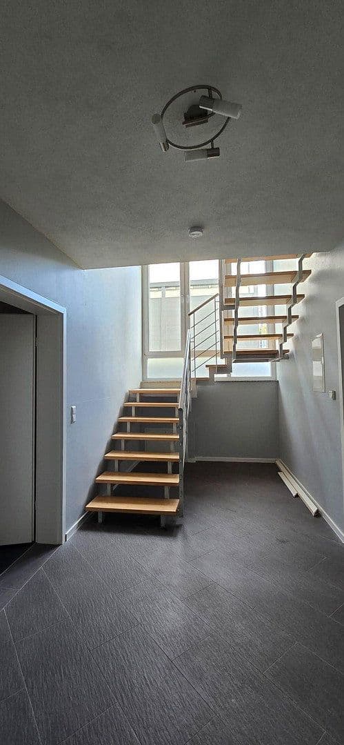Predaj domu 260 m², pozemek 620 m², Dettenheim, Bádensko-Wurttembersko Predaj domu 260 m², pozemek 620 m², Dettenheim, Bádensko-Wurttembersko
