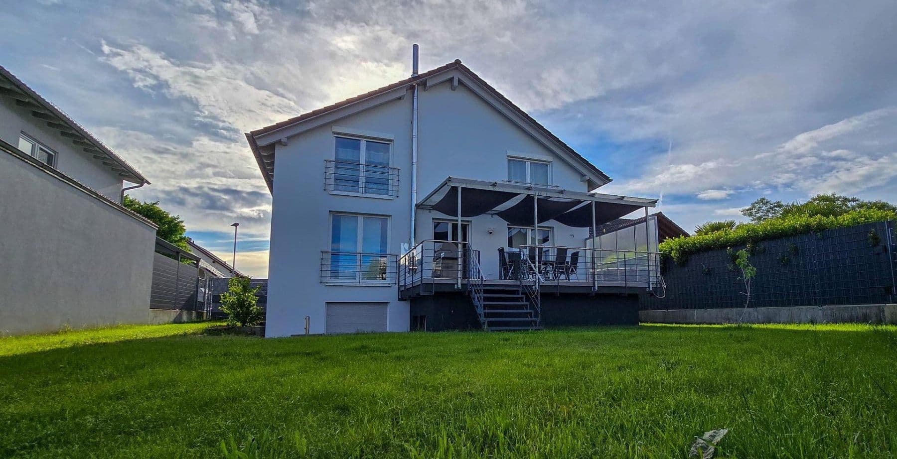 Predaj domu 260 m², pozemek 620 m², Dettenheim, Bádensko-Wurttembersko Predaj domu 260 m², pozemek 620 m², Dettenheim, Bádensko-Wurttembersko