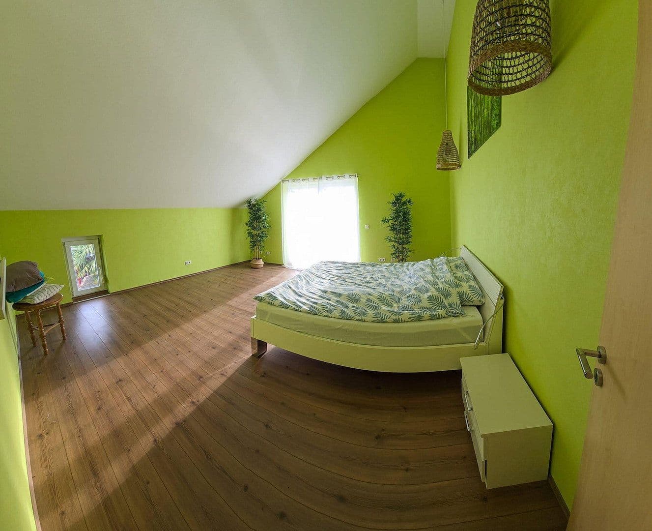 Predaj domu 260 m², pozemek 620 m², Dettenheim, Bádensko-Wurttembersko Predaj domu 260 m², pozemek 620 m², Dettenheim, Bádensko-Wurttembersko